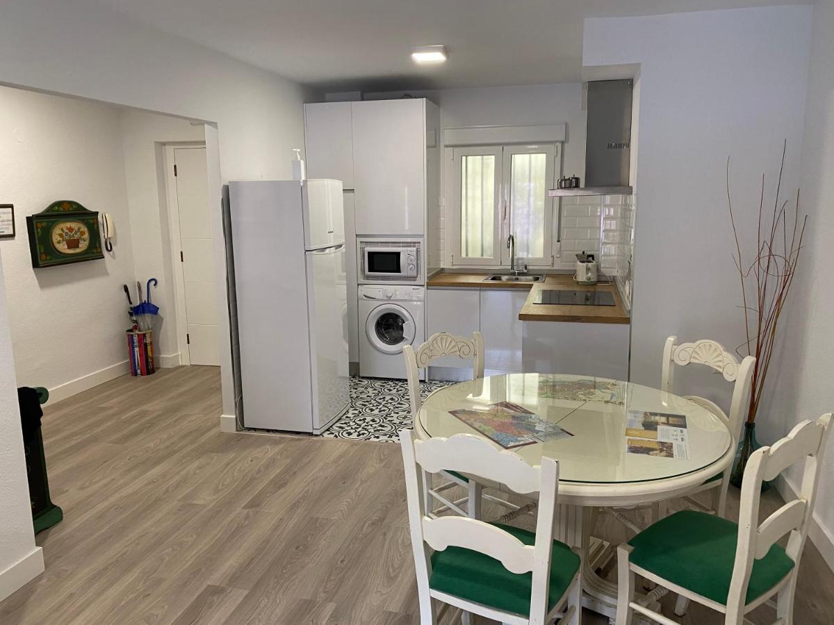 Apartamento Dacosta Plasencia Exteriör bild